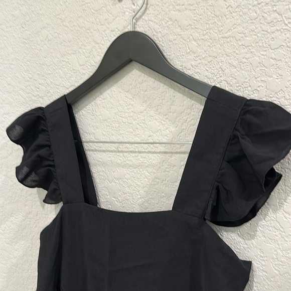 Sleeveless black dress in size M - Picture 4 of 10